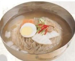 물냉면 Naengmyeon (Cold Noodle Soup)